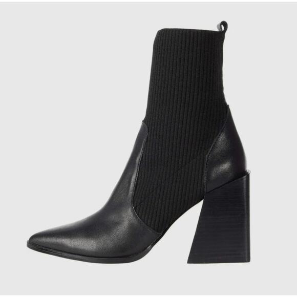 Steve Madden Black Leather Pointed Toe Tackle Ankle Boots Size 9 - Picture 2 of 14